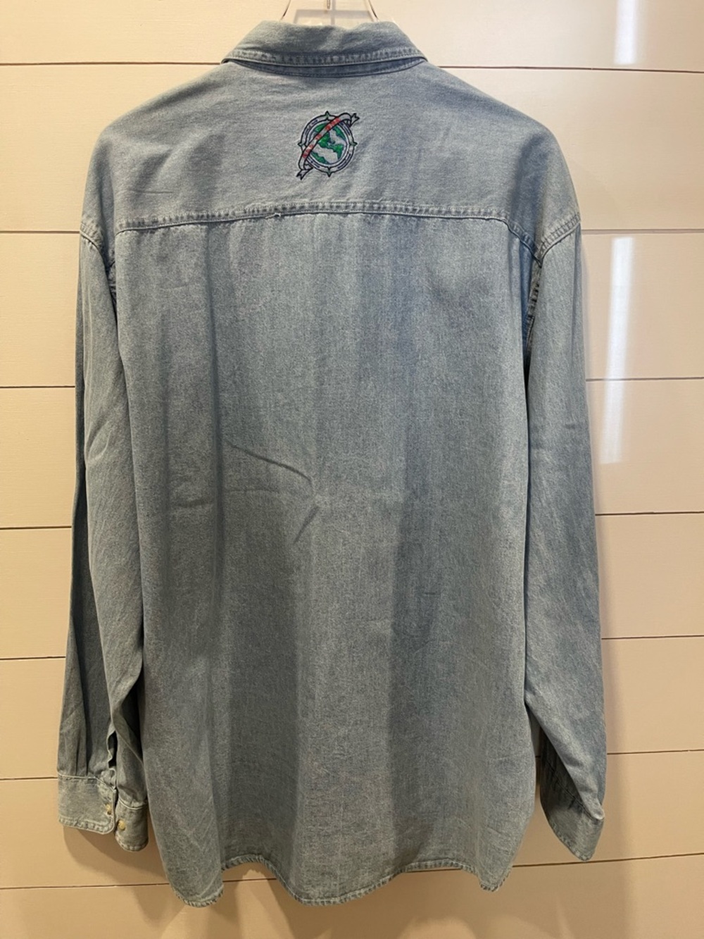 Hard Rock Cafe Boston Light Blue Chambray Denim Button-Up Shirt Adult XL - Picture 5 of 6